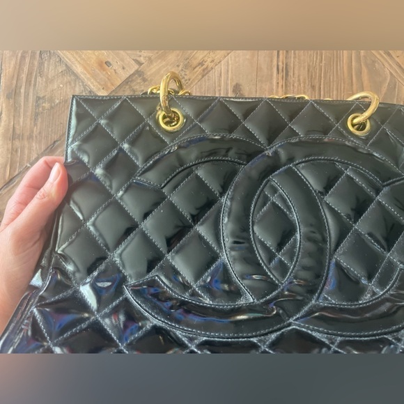 Chanel Vintage Bag - Picture 8 of 11
